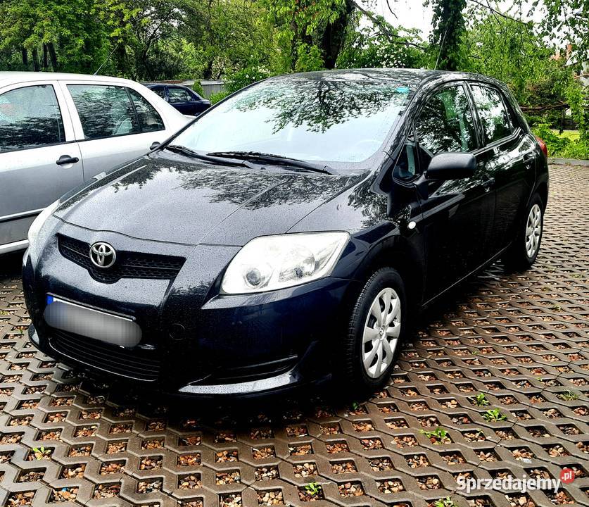 Sprzedam Toyotę Auris super stan
