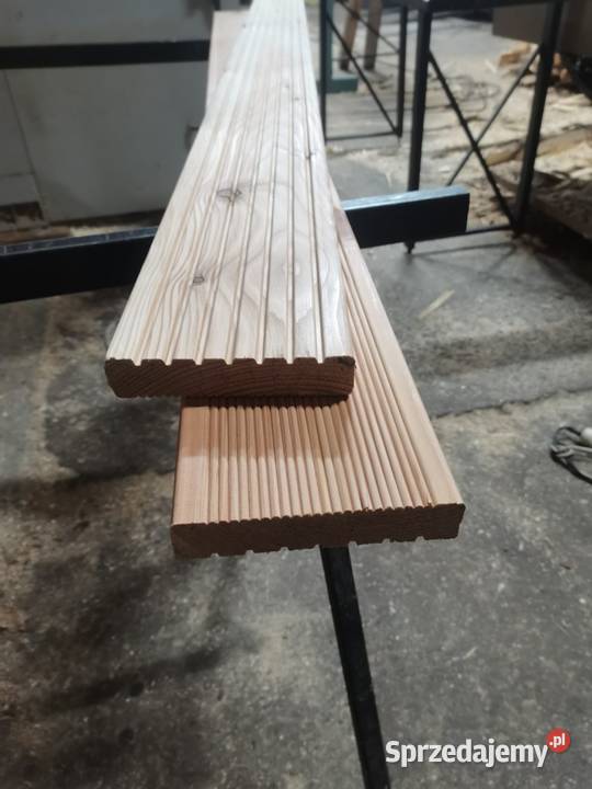 Deska tarasowa modrzew ryflowana gładka deska Jerzmanowice