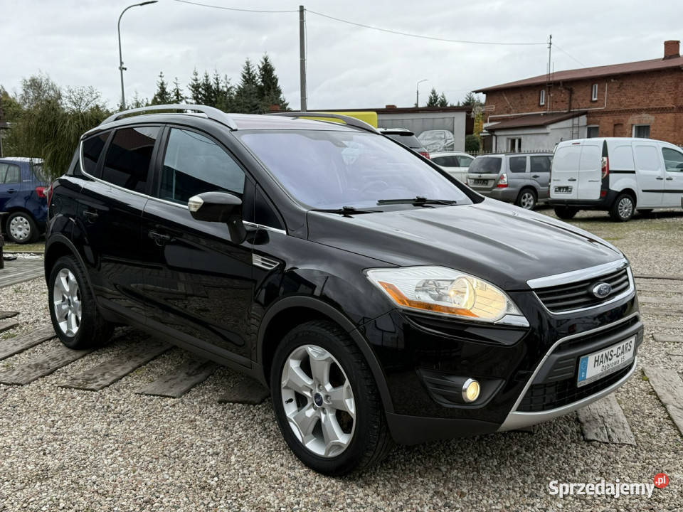 Ford Kuga 4 X 4panoramadachskóryaluz Niemiec I relingi dachowe pomorskie Dąbrowa