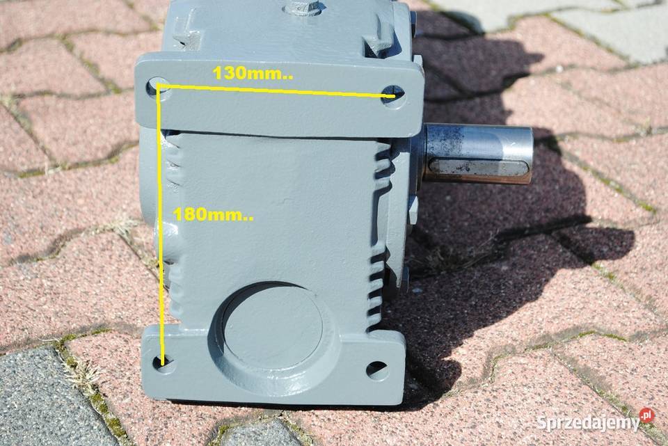 Motoreduktor kątowy 11kw 22obrmin z hamulcem