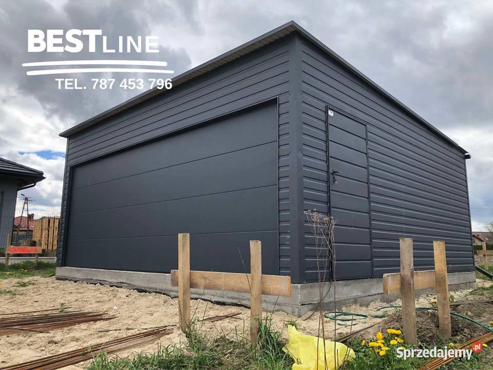 Nowoczesny garaż blaszany z bramą segmentową w Łódź