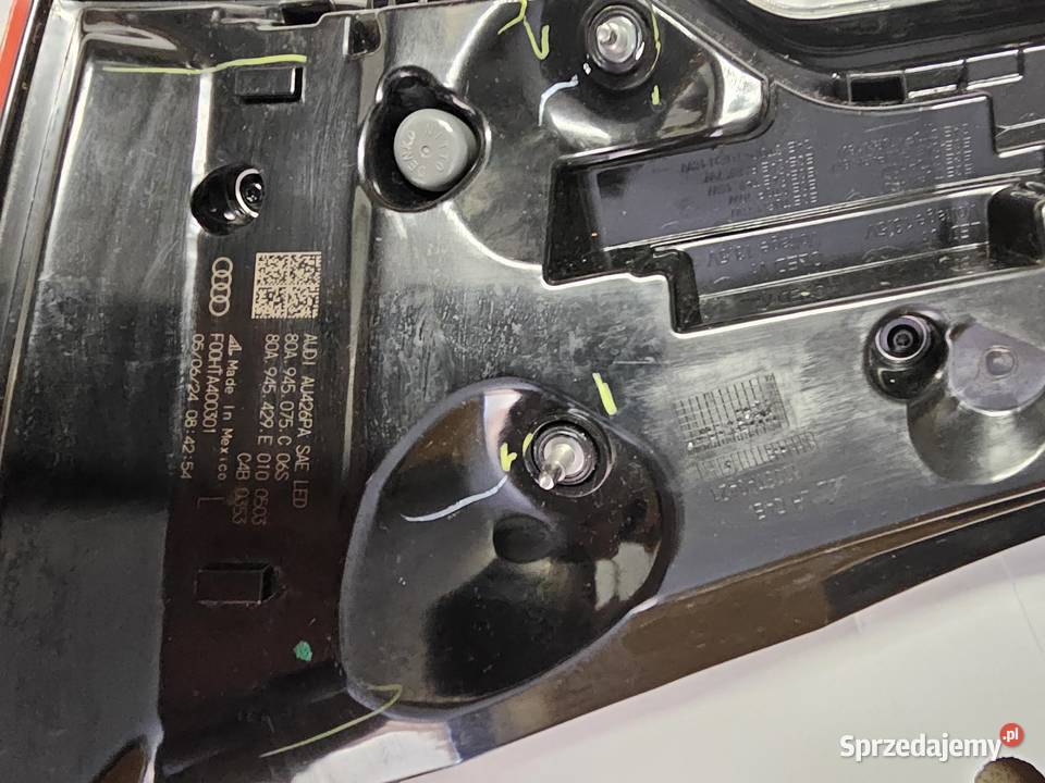 AUDI Q5 LIFT lampa lewa w klape 80A945075C Samochody osobowe małopolskie Tarnowiec