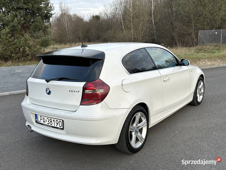 BMW E87 LIFT 118D 320000km sprzedam