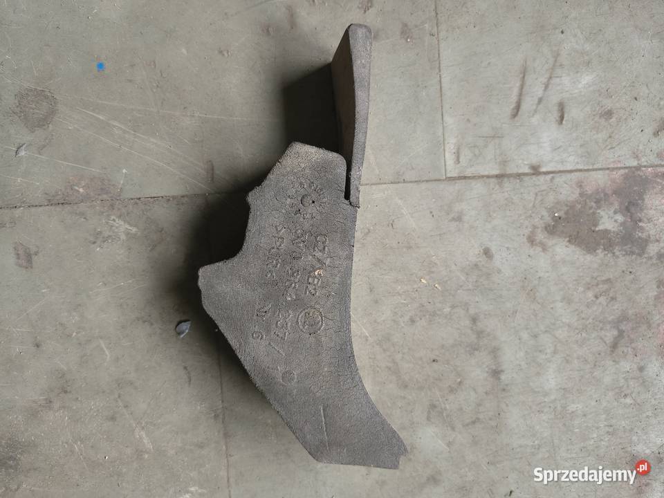 3V0864237 1 Wygłuszenie błotnika pianka Skoda Bolęcin