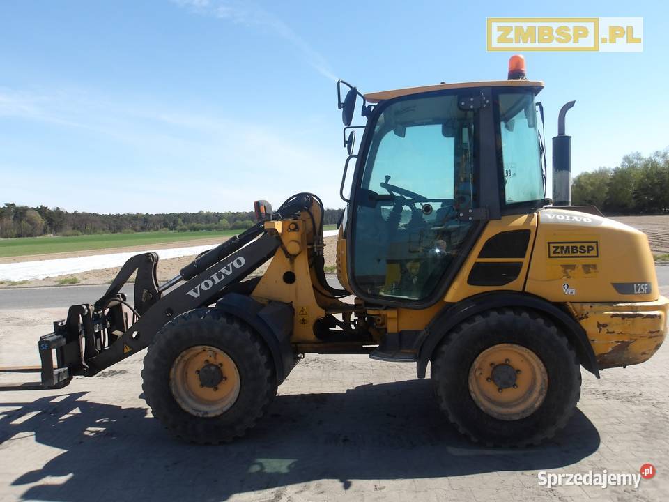 Ładowarka czołowa kołowa Volvo L25F widły Pleszew