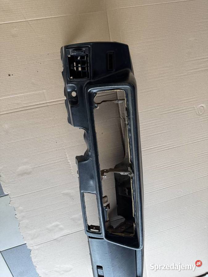 Golf mk1 deska rozdzielcza nowy typ miękka Konradówka