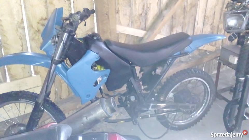 Cross 125 am6 125cm3 Zadworna