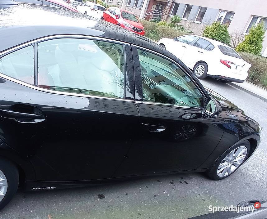 Lexus IS 300h Luxury Hak Mark Levinson Skóra nawigacja