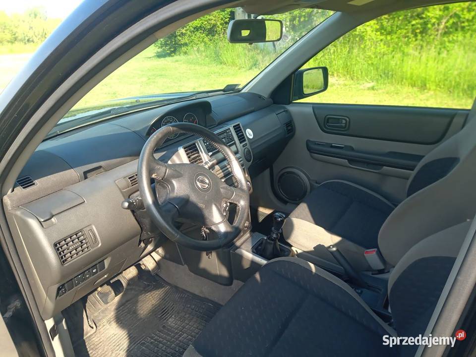 Nissan XTrail czarny Chojna