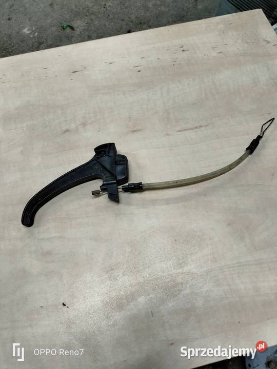 Dźwignia uchylania maski przód Fiat 126p Pozostałe Łubno sprzedam