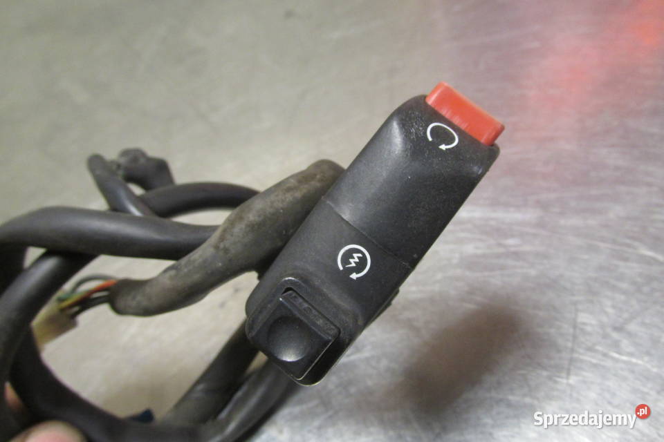 Prawy przełącznik Honda Varadero 125 01r