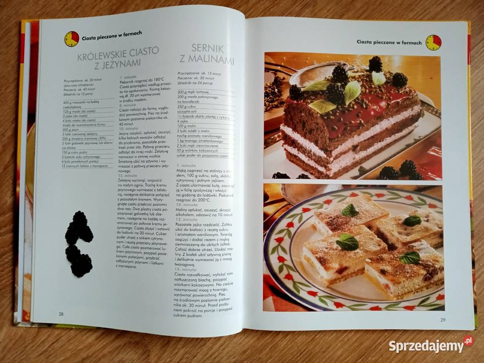 Zestaw książka Pieczenie ciast 80 foremek do Szczyrk sprzedam