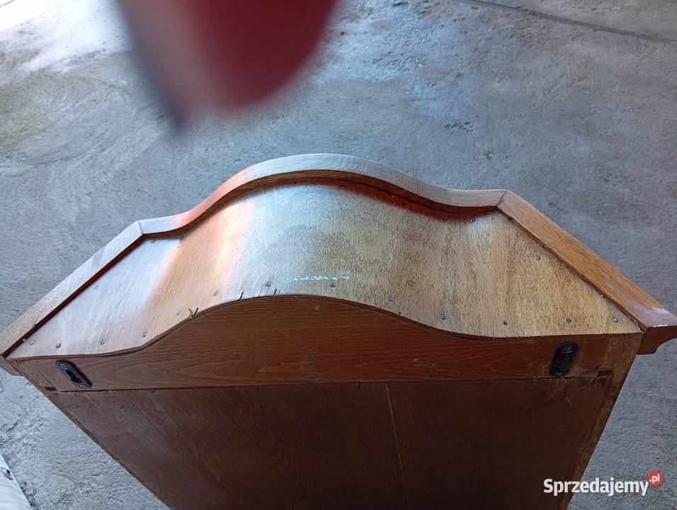 mała witrynka wisząca 315 Pozostałe Byczyna