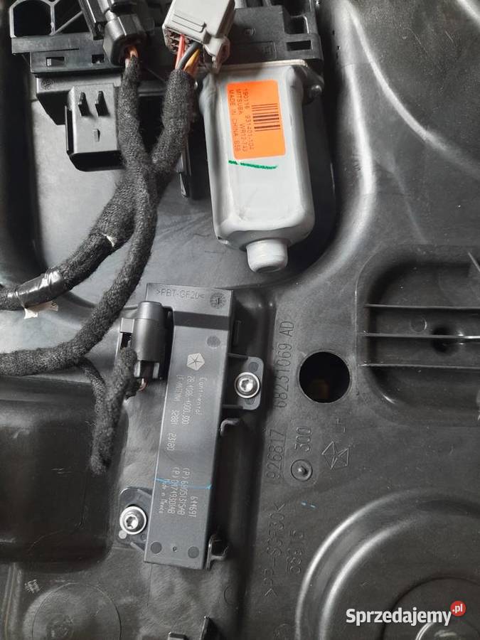 Podnośnik szyby tył lewy JEEP GRAND CHEROKEE WK2 Wodzisław Śląski