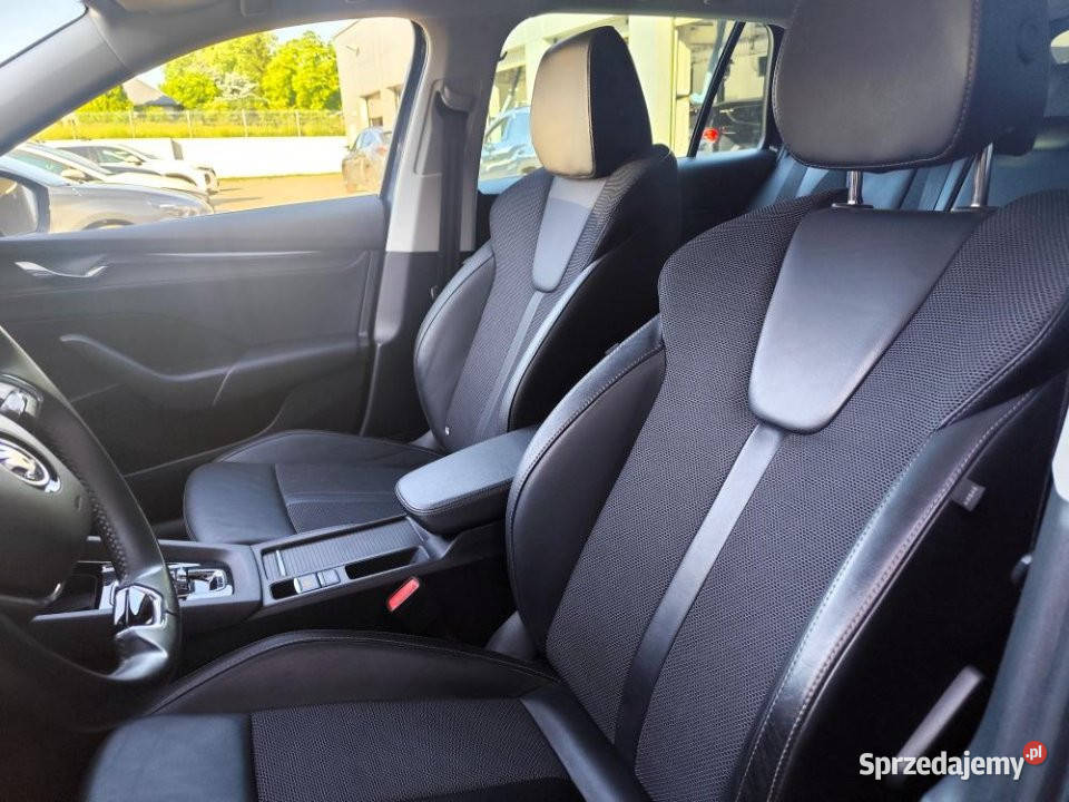 Skoda Octavia 2022r Carplay LED Navi Temp Adapt Kraków