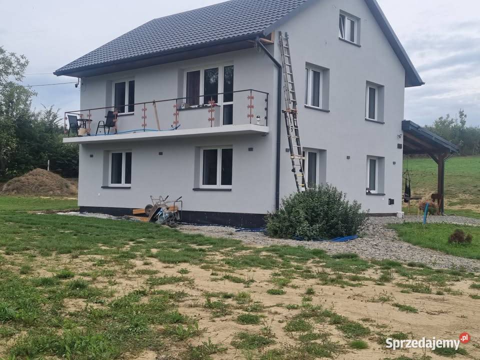 Wynajem domupensjonatu Szczyrzyc sprzedam