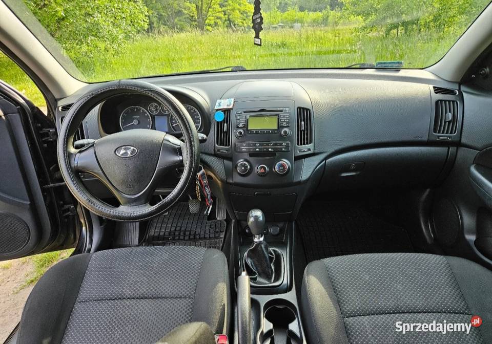 Hyundai i30 CW 14 2011r przebieg 176 000 śląskie Ruda Śląska sprzedam