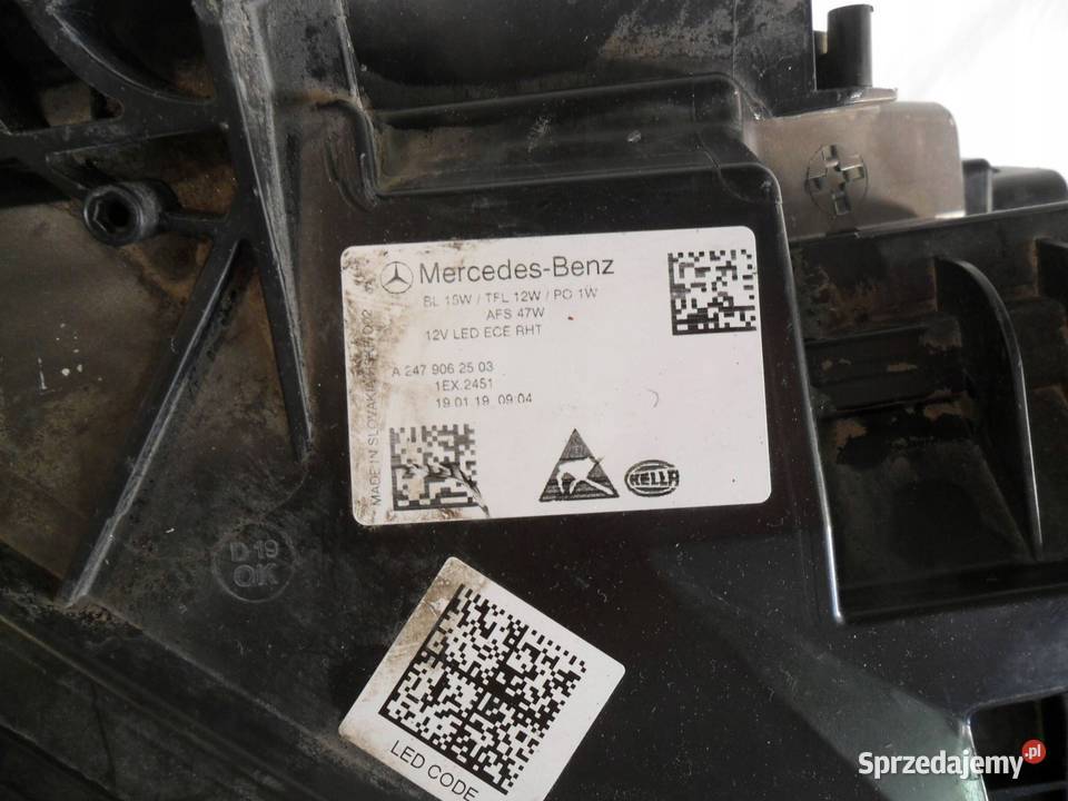 REFLEKTOR PRZÓD STRONA LEWA MERCEDESBENZ B W247 Rok produkcji 2018 Nowy Tomyśl