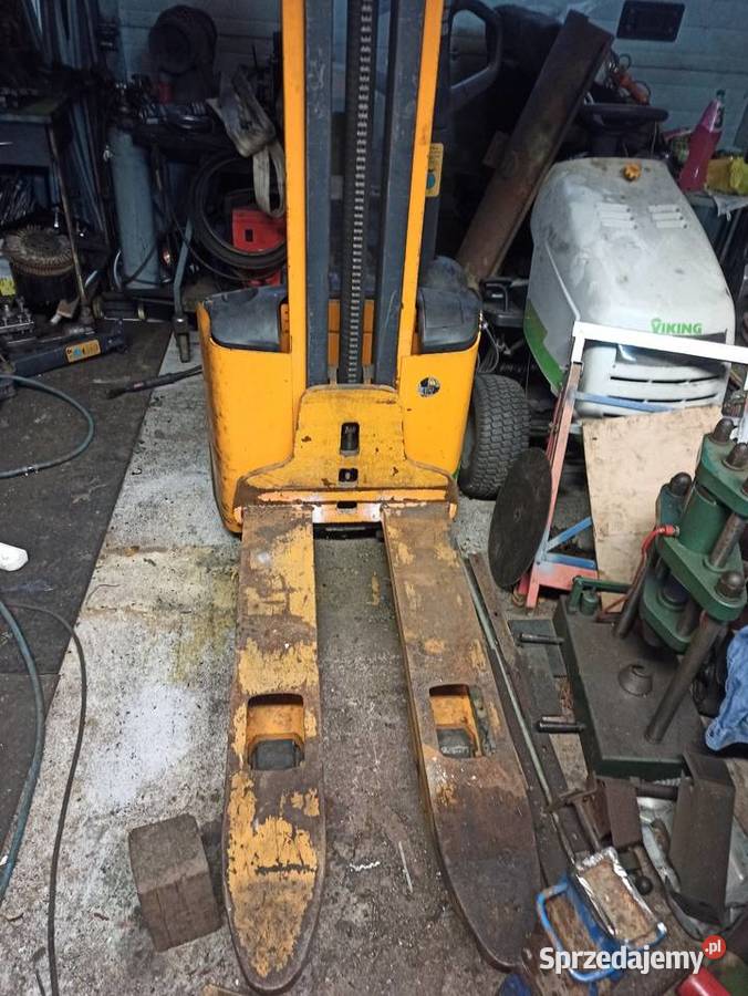 Wózek elektryczny Still EGV 12 uszkodzony