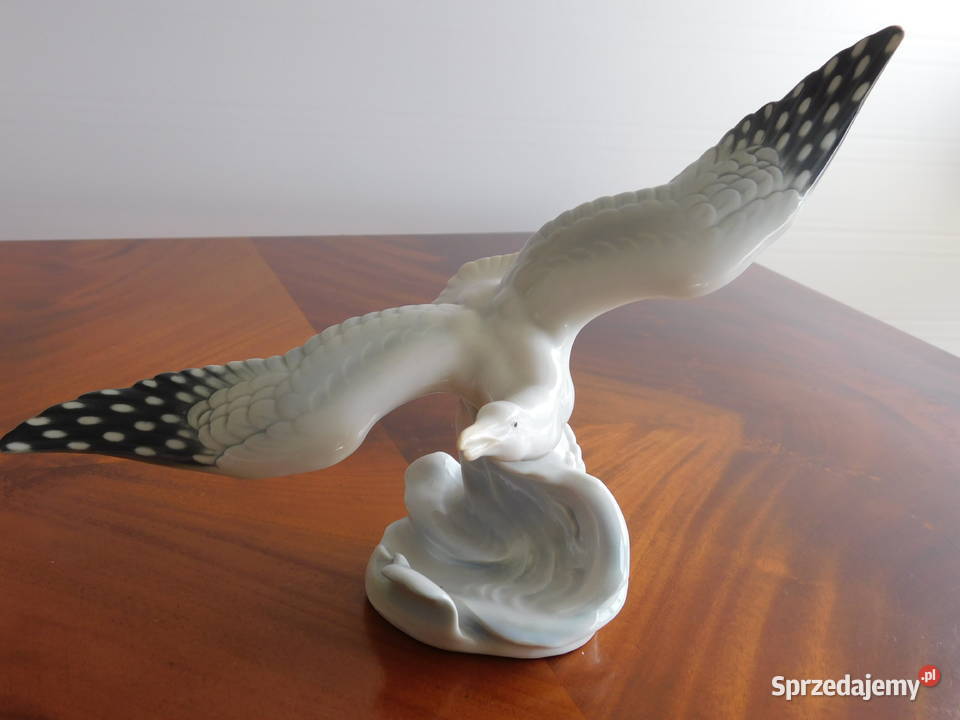 figurka lecącego ptaka Ilmenau 1084 Fiaf