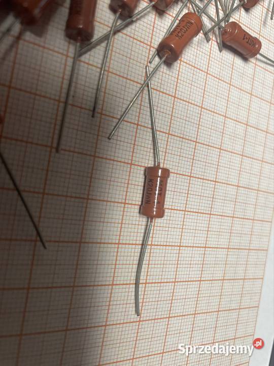 Rezystor MŁT 200 ohm 1 W komplet 100 17 Czechowice-Dziedzice