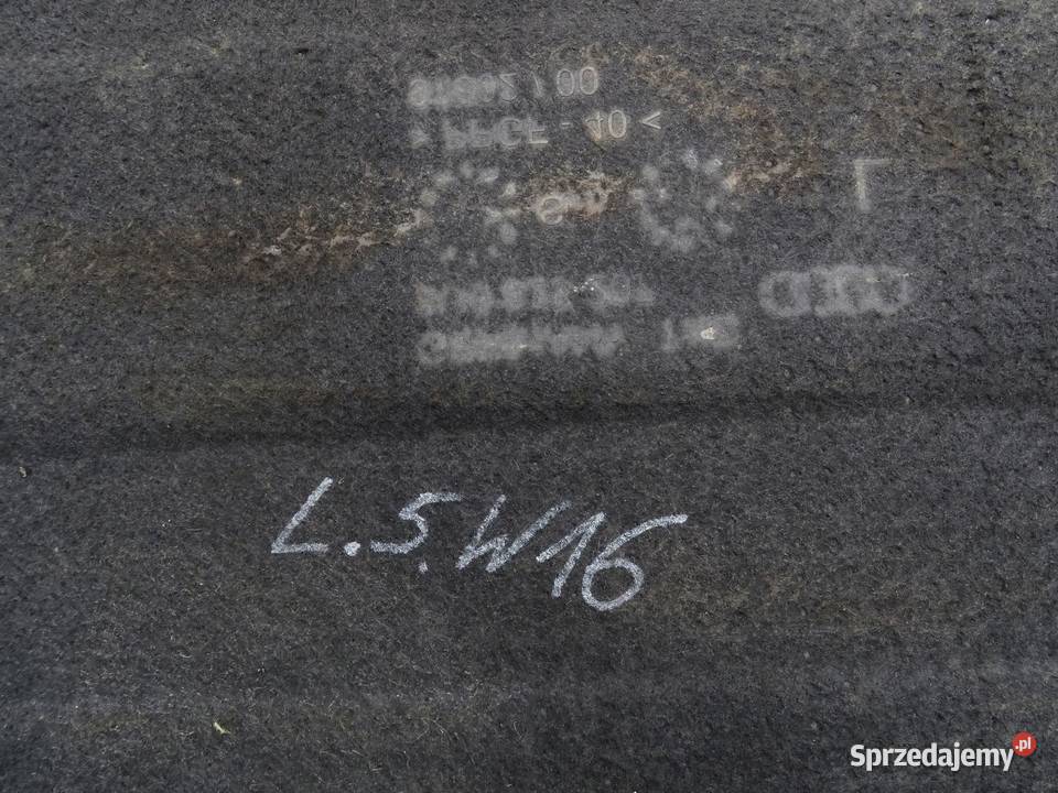 OSŁONA PODWOZIA LEWA AUDI Q3 8U 8U0825207 małopolskie
