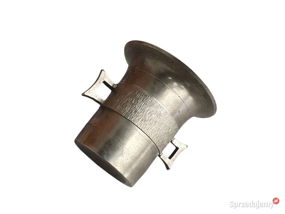 Stary mosiężny moździerz kuchenny sygnowany lata