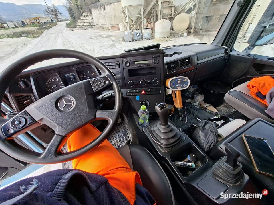 Gruszkopompa Mercedes Benz 4148 zabudowa CIFA Katowice