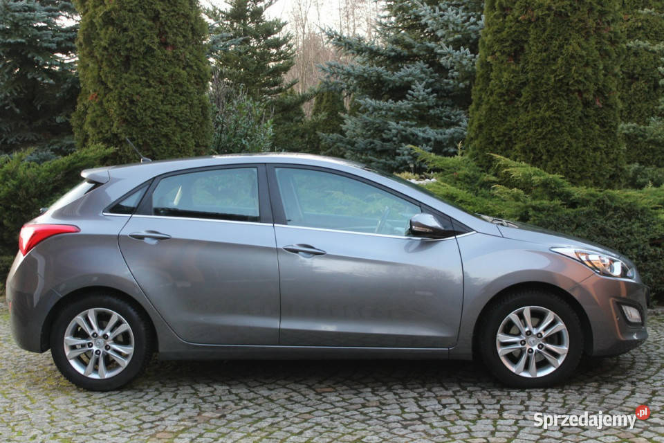 Hyundai i30 Benzyna 97 Niski Przebieg II 2012 nieuszkodzony dolnośląskie Lubań