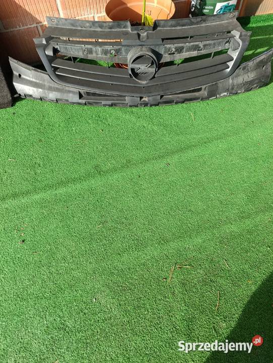 Atrapa pas przedni opel Vivaro polift osobowe Łapanów