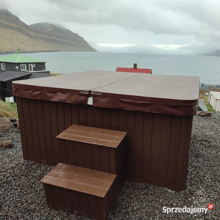 BALIA OGRODOWE KWADRO 56 OSOBOWE Całoroczne wielkopolskie Poznań