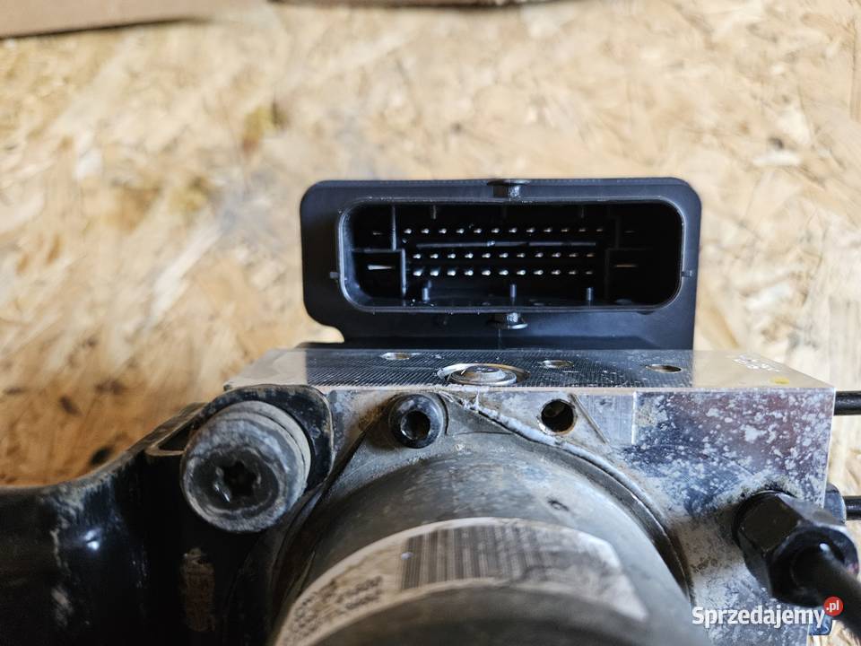 Hyundai i30 III 1722R 16 CRDI POMPA ABS Warszawa