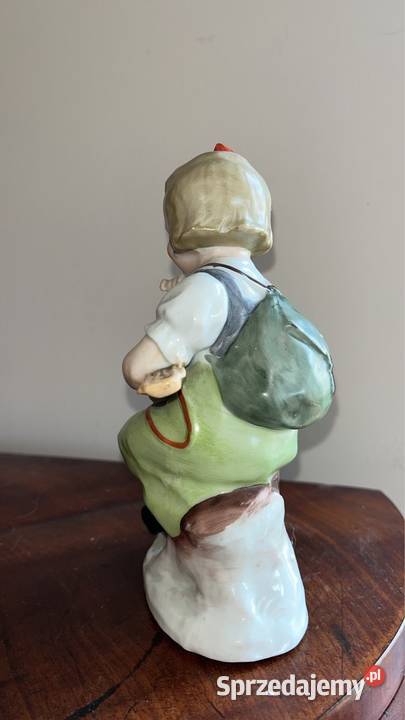 Śliczna Figurka dziewczynki z gitarą Bez Gdańsk