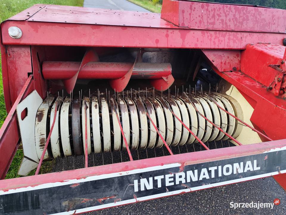 Prasa i ternational 445D 170 podbierak Stara Kornica