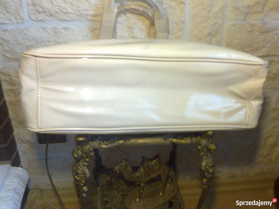 Torebka Armani Jeans Nude Beż Lakierowana Do ręki  wielkopolskie Tarnowo Podgórne