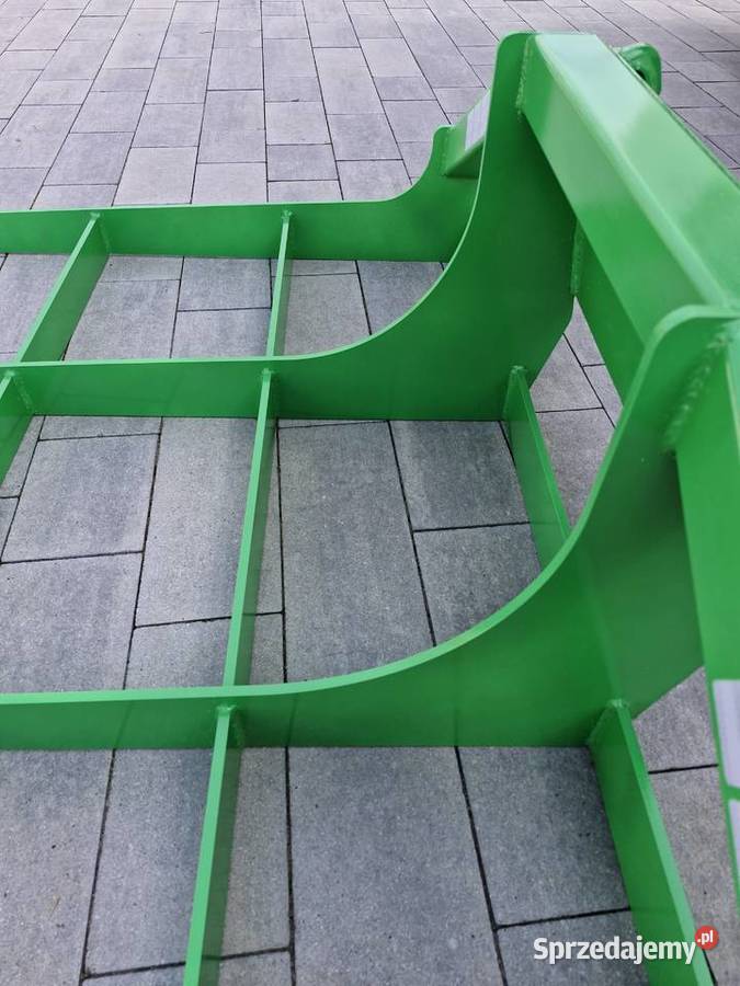 krata niwelacyjna AVANT MULTIONE niwelator Nakomiady