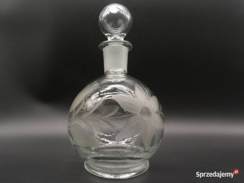 Szklana stara karafka Raszków