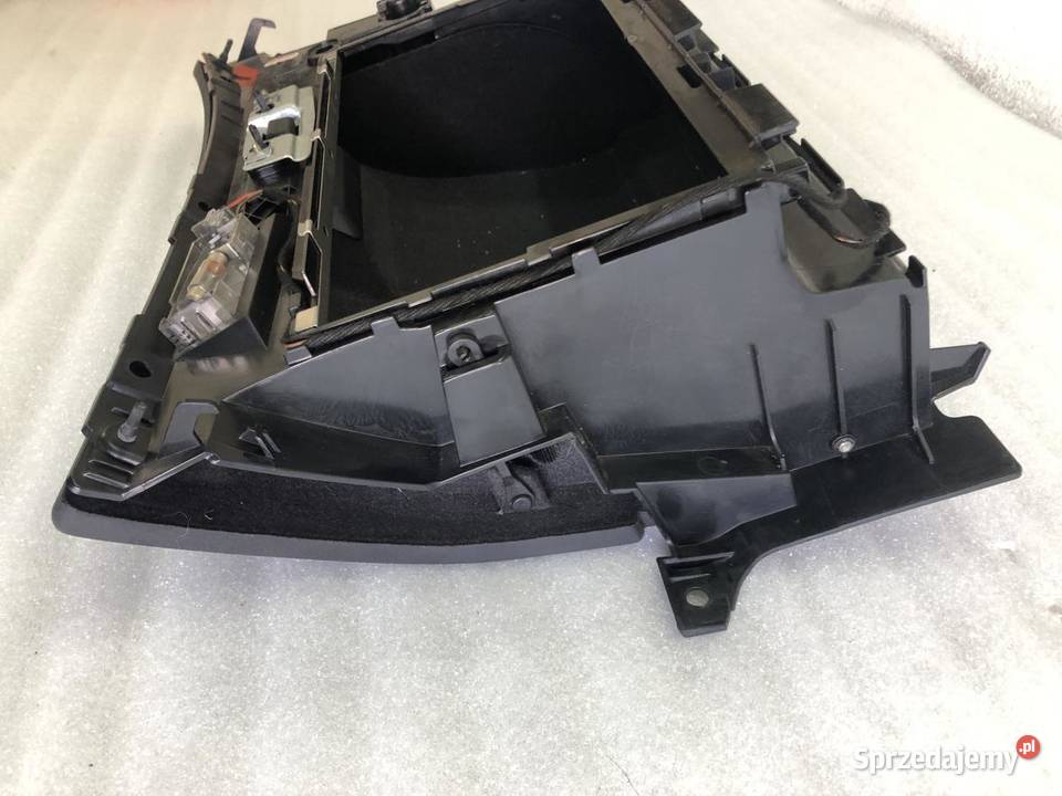 SCHOWEK PASAŻERA 8196111 BMW E46 EUROPA