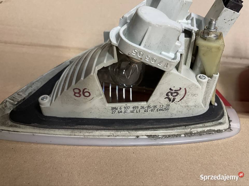 6937460 lampa tył tylna lewa prawa w klapę bmw 3 osobowe Szczecin