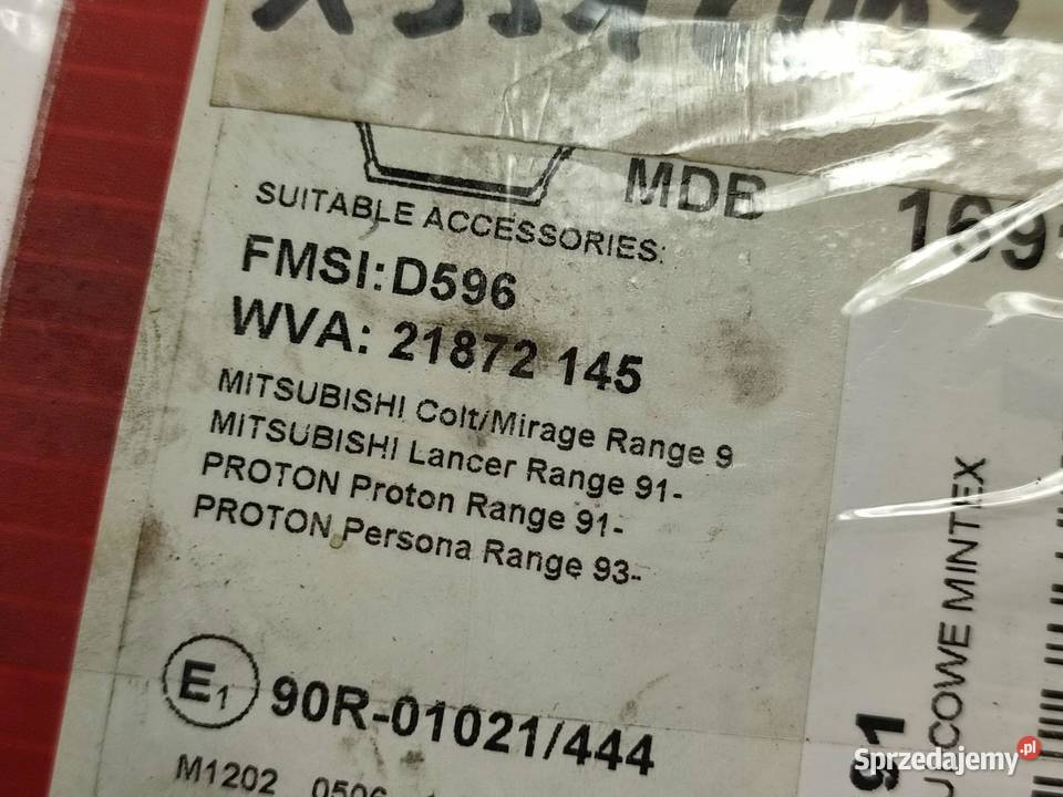 KLOCKI HAMULCOWE TYŁ MITSUBISHI CARISMA 16