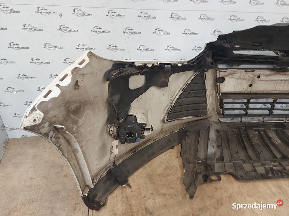 FORD FOCUS MK3 III 12r zderzak przód osobowe świętokrzyskie