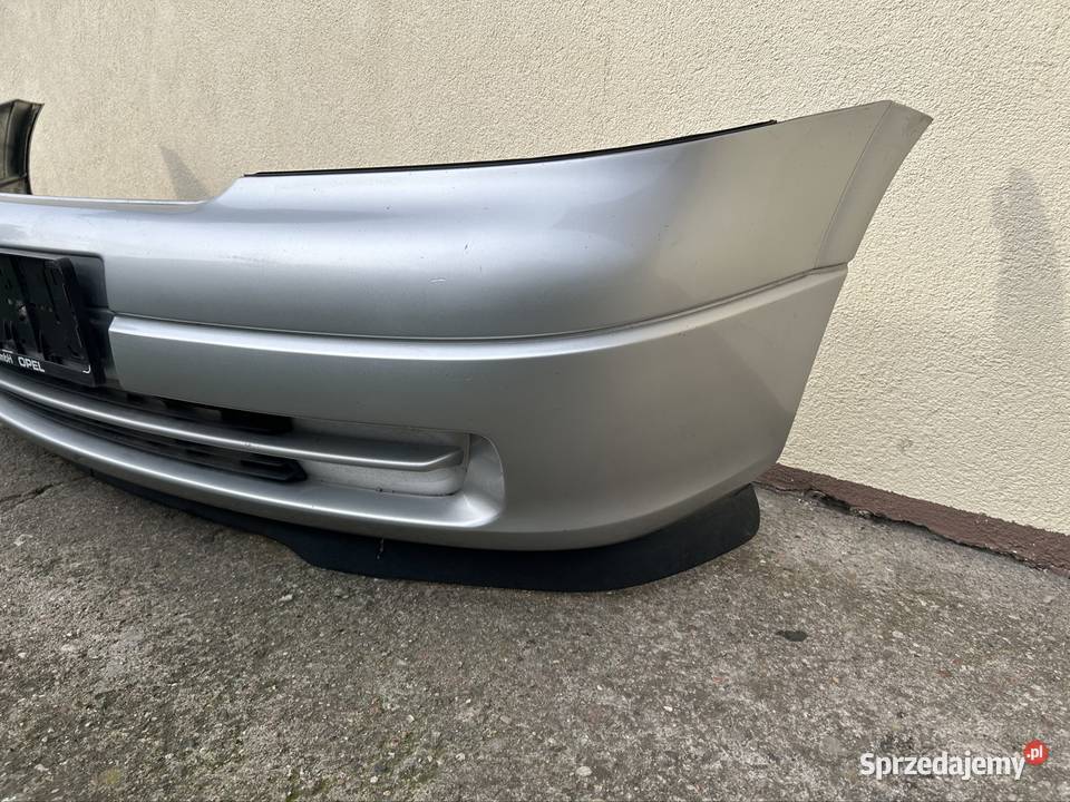 Zderzak przedni Opel astra g z147 srebrny osobowe kujawsko-pomorskie Grudziądz