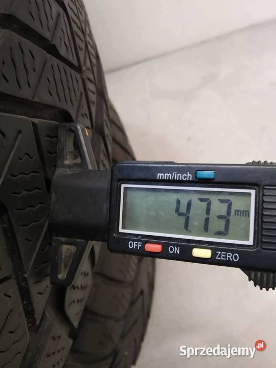 2x OPONA ZIMOWA PIRELLI SOTTOZERO 25540R19 1019 świętokrzyskie