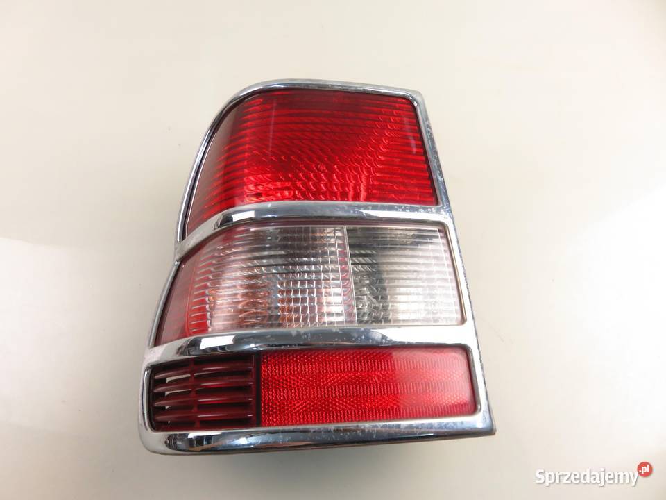 LAMPA LEWA TYLNA MITSUBISHI PAJERO PININ