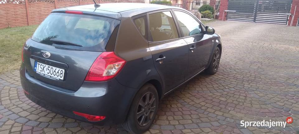 KIA CEED 16 CVVT PDW niski przebieg pełny serwis 150000km Skarżysko-Kamienna sprzedam