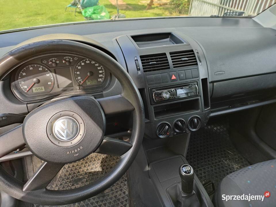 VW Polo 14 2004 manualna Sarzyna