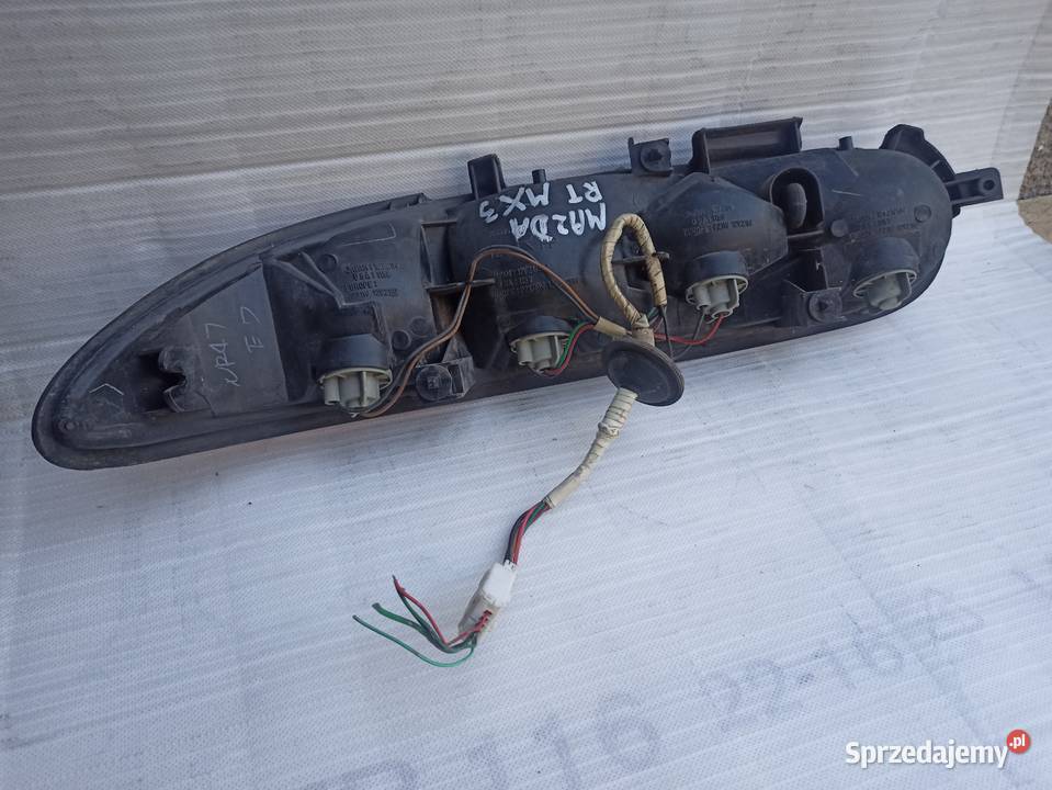 Mazda MX3 lampa tył tylna prawa Sieradz