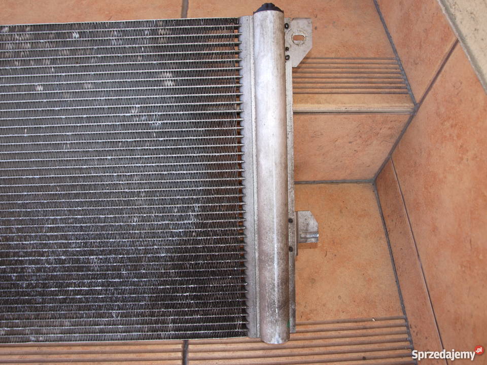 Opel Zafira B chłodnica klimy 16 18 benzyna 2005