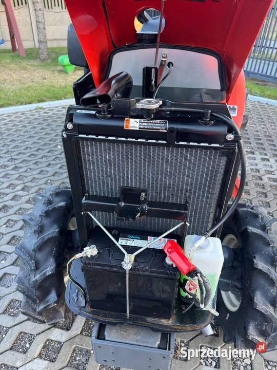 KUBOTA NB21 4X4 21hp REWERS Wspomaganie Asystent Biskupice