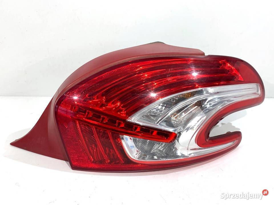 LAMPA PRAWY TYŁ PEUGEOT 208 I 9672628380